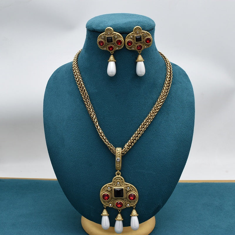 Vintage Glass Inlaid Tassel Pearl Necklace Ear Stud