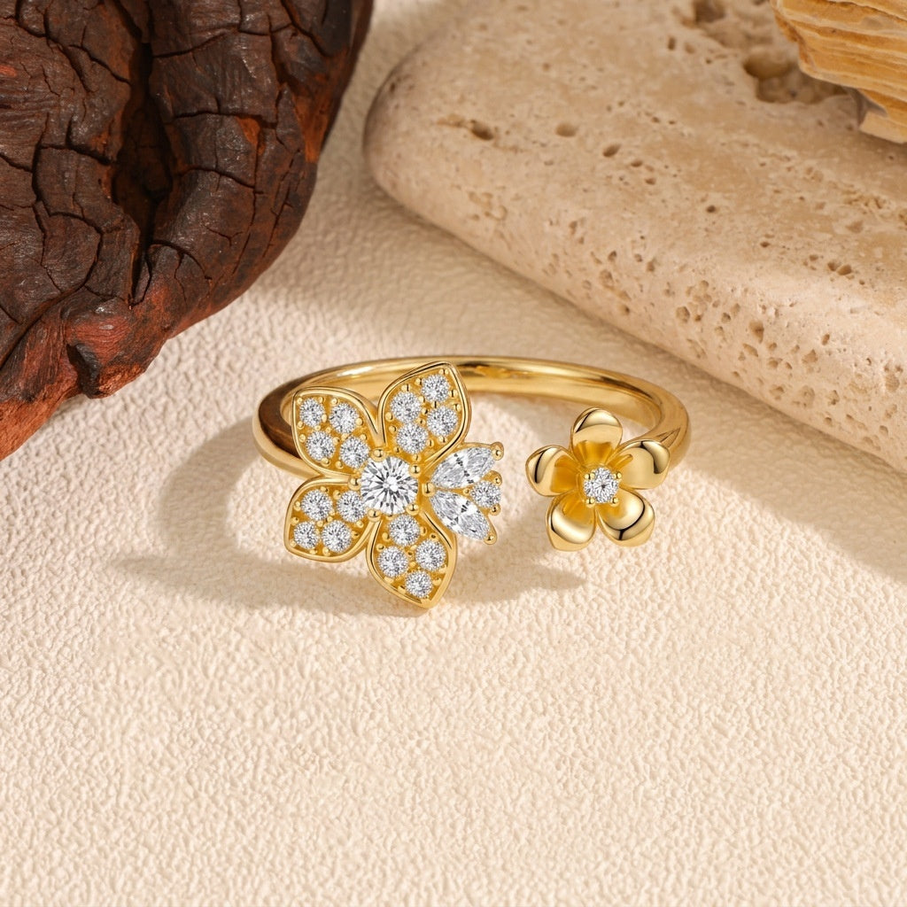 Commuter-style Versatile Diamond-studded Flower Open Ring