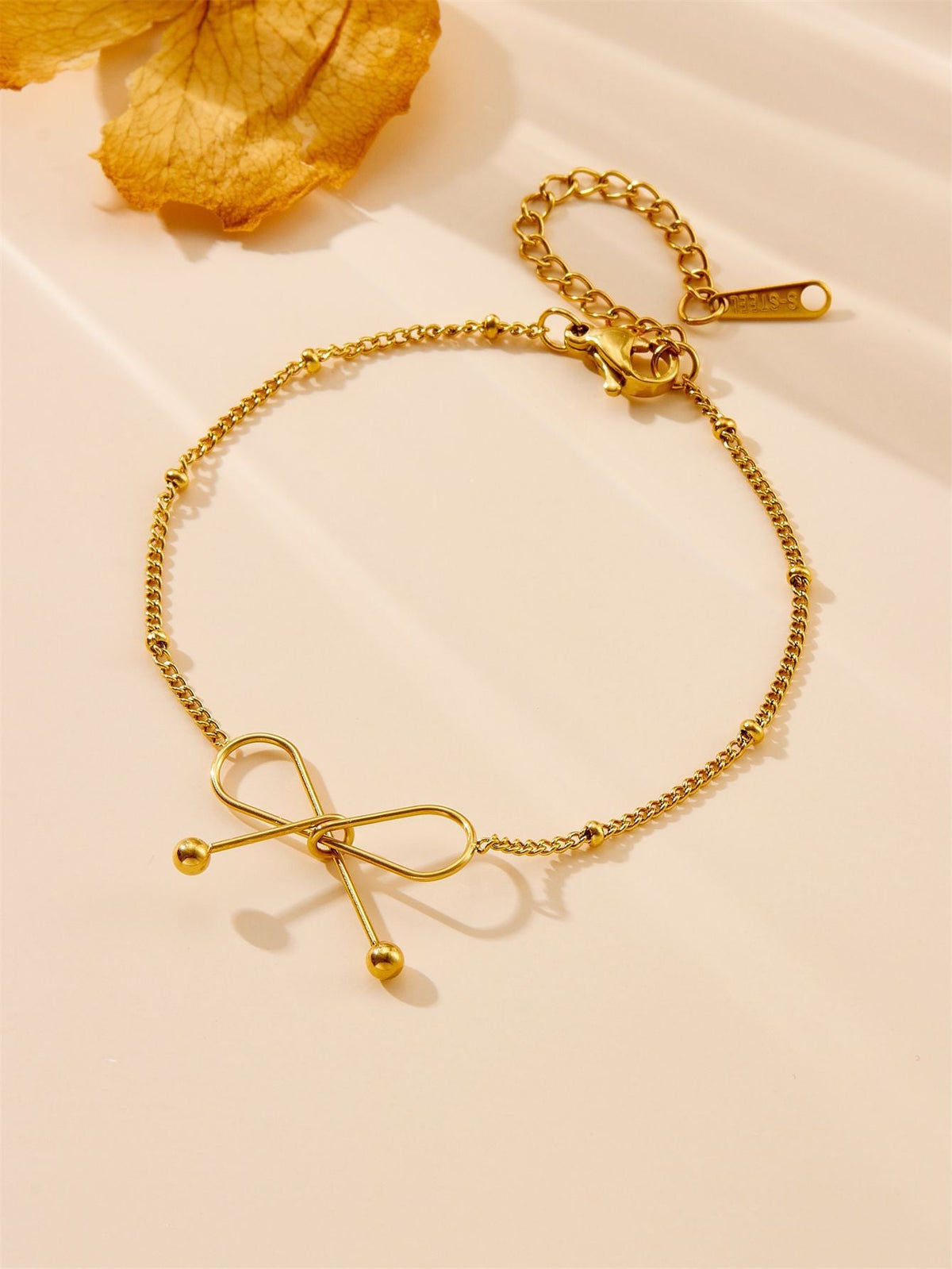 Women's Titanium Steel Necklace And Bracelet With 18K Gold Plating