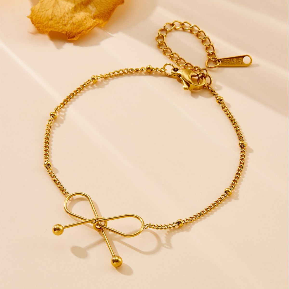 Women's Titanium Steel Necklace And Bracelet With 18K Gold Plating