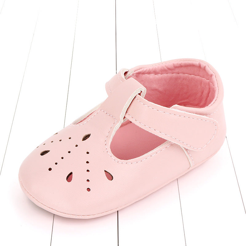 Hollow baby toddler shoes