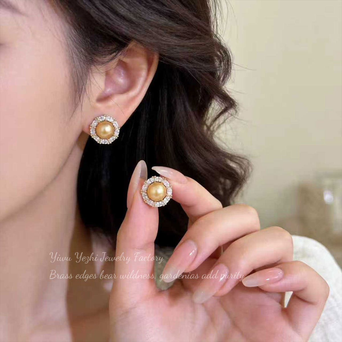 Old Money Style Mocha Gold Brown Pearl Zircon Earrings For Women, Retro Light Luxury Fashion Trendy Versatile Earrings