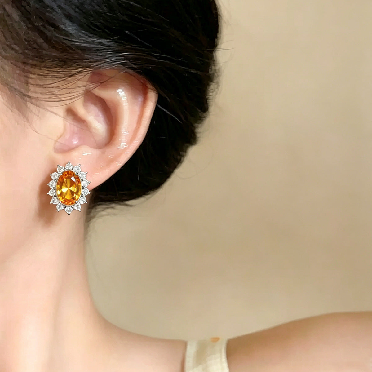 Korean-style New Micro-inlaid Zircon Earrings, European And American Cross-border Elegant Women's Light Luxury Earrings, Niche Exquisite High-end Ear Accessories