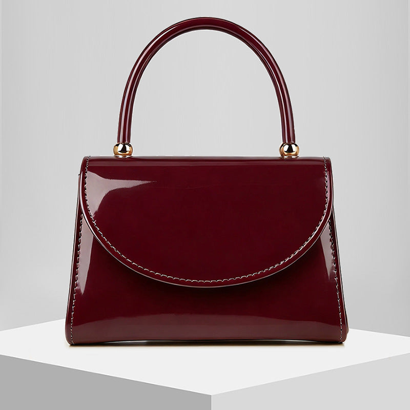 New Glossy Evening Clutch With A Chain Strap