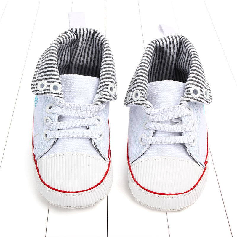 Cuffed striped baby shoes