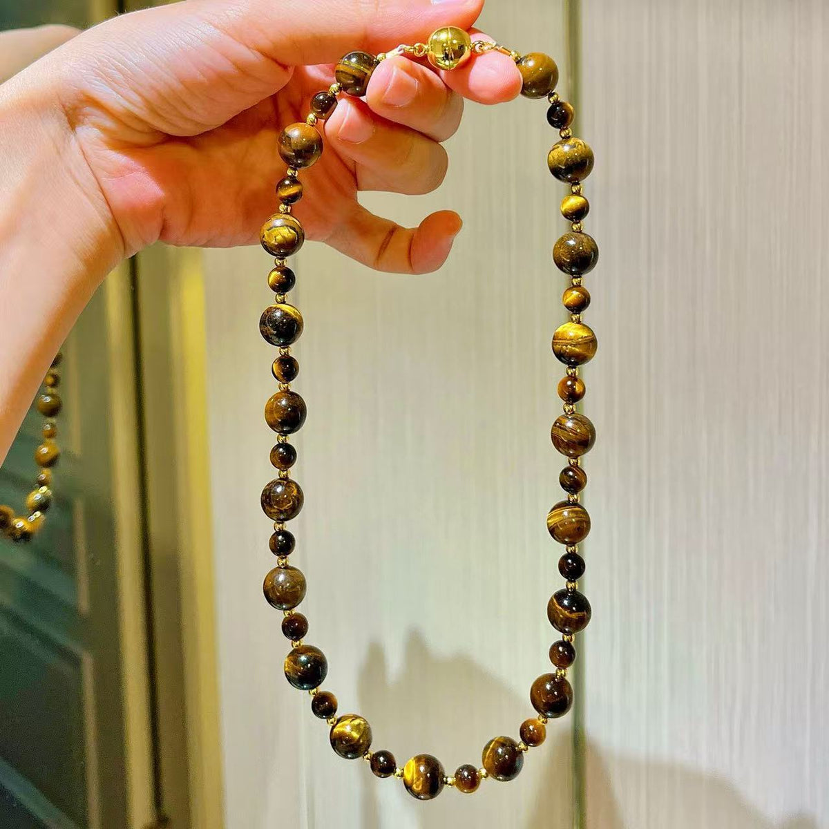 Autumn And Winter Maillard Style Natural Tiger Eye Stone Design Starry Crystal Clavicle Chain Necklace Guaranteed Authenticity And Re-Inspection
