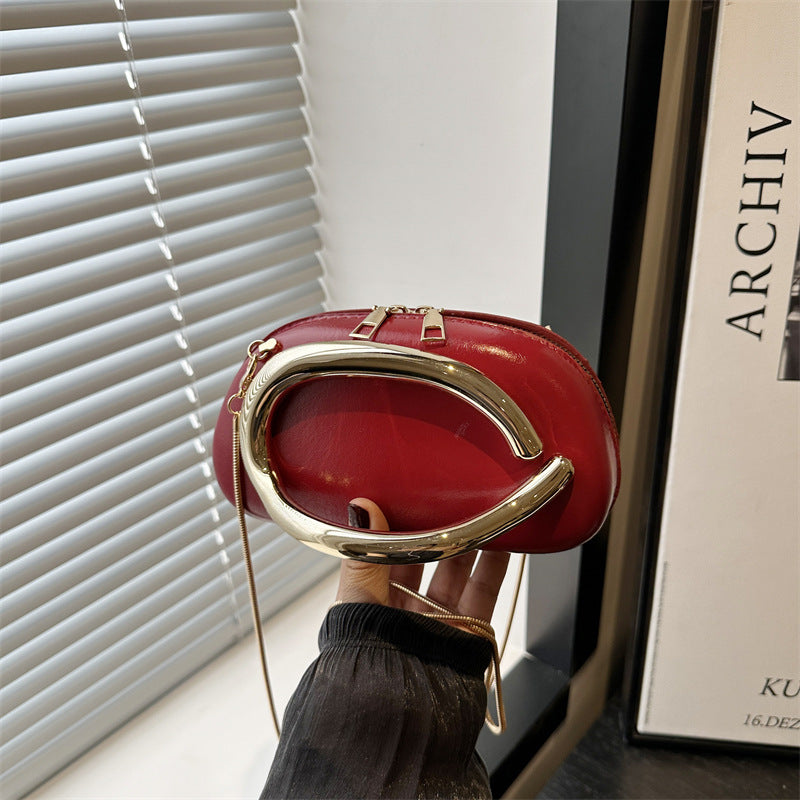 Trendy Metal Hardware Personalized Evening Party Chain Single-shoulder Clutch For Women