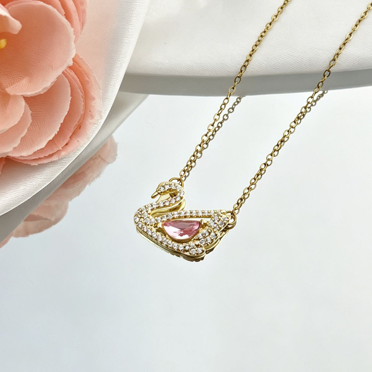 Light-luxury High-end Clavicle Chainelegant And Minimalist Necklace Accessory