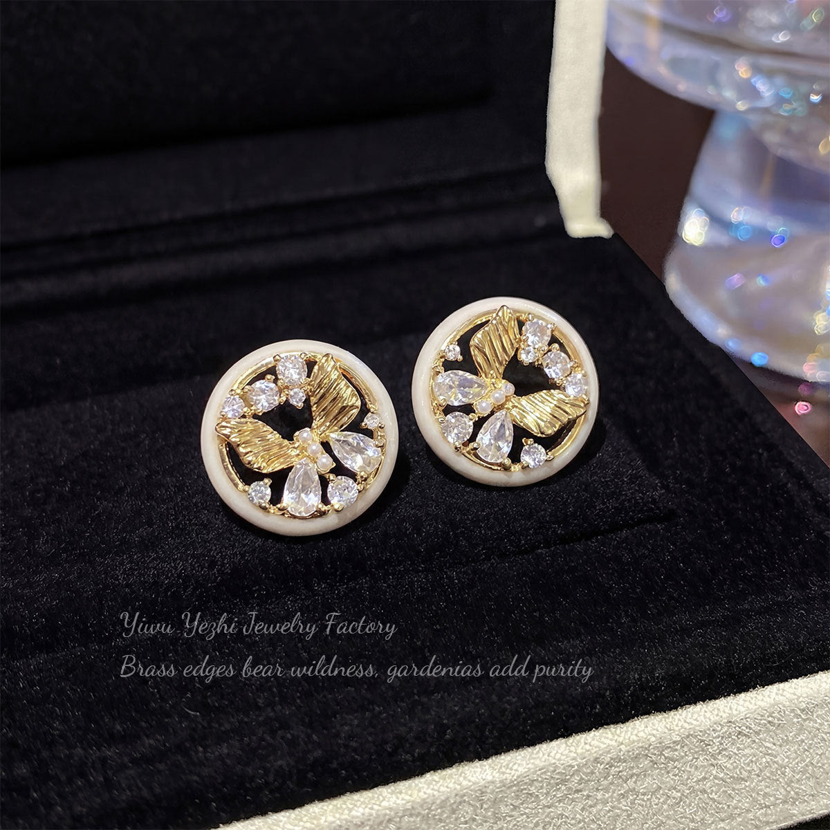 Retro French Oil-Dropping Butterfly Zircon Earrings For Women, Accessible Luxury, High-End, Stylish, Fashionable And Versatile Earrings