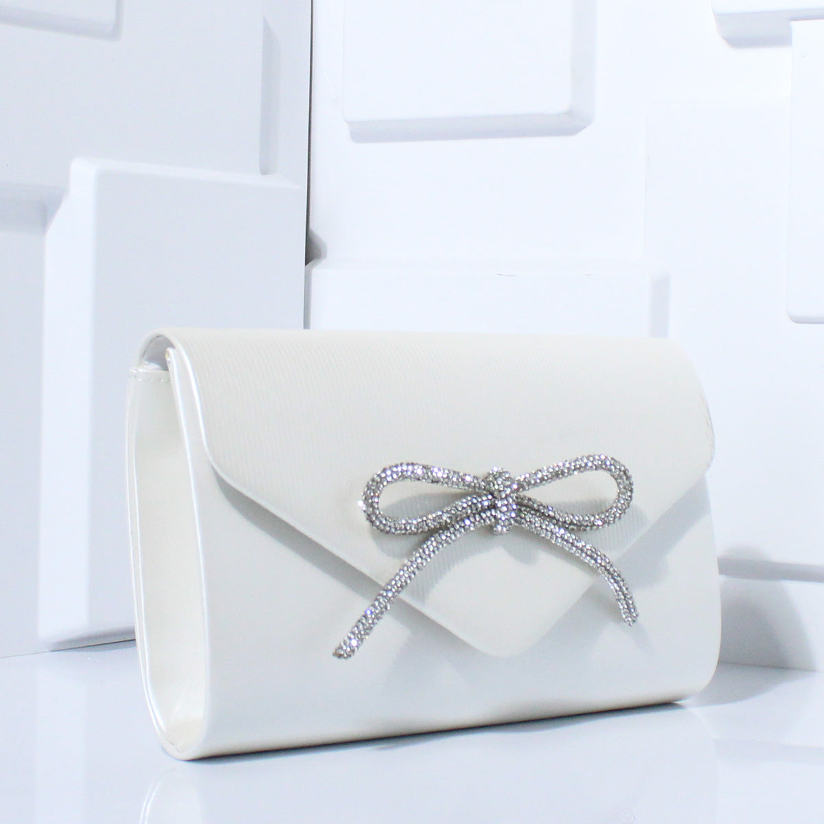 Women's Chain Clutch Evening Wear Underarm Bag