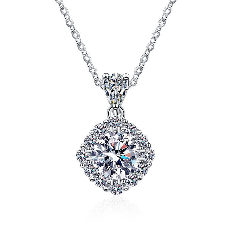 Live-Stream Hot-Selling Pendant Necklace For Women, Dazzling Square-Shaped 1 Carat Eight Hearts And Eight Arrows Zirconia Women's Gift Necklace
