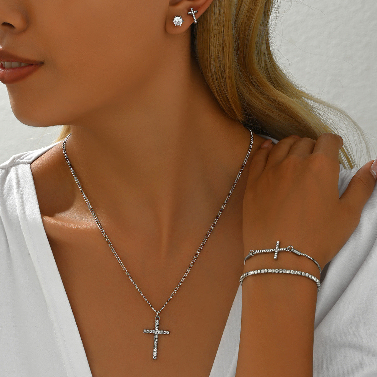 Cross-border European And American Style Ladies Necklace Jewelry Suit Personality Cross Niche Design Diamond Earrings Bracelet Wholesale