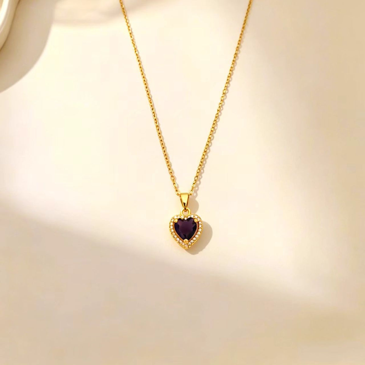 Light Luxury Titanium Steel Love Heart Necklace For Women, Non-Fading Clavicle Chain, Fashionable Zircon Pendant