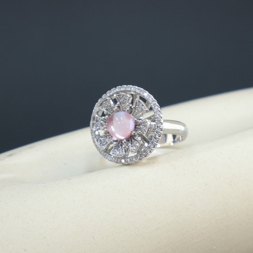Ring Women's Round Geometric Rotating Zircon Ring Fresh Fashion High-grade Sense Ring Adjustable Color-free Ring