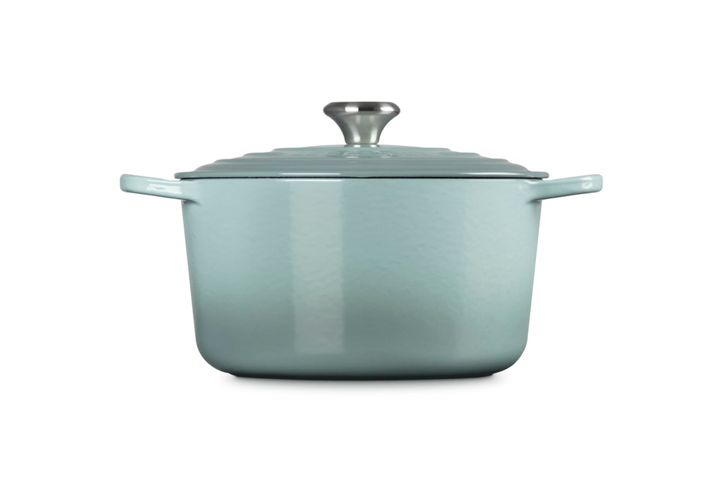 Heirloom Kitchen Icon – Le Creuset Signature Deep Round Oven 6.5 Qt