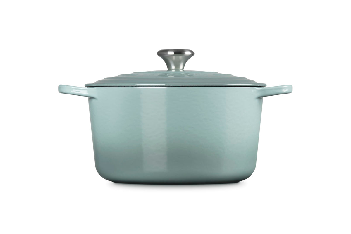 Heirloom Kitchen Icon – Le Creuset Signature Deep Round Oven 6.5 Qt
