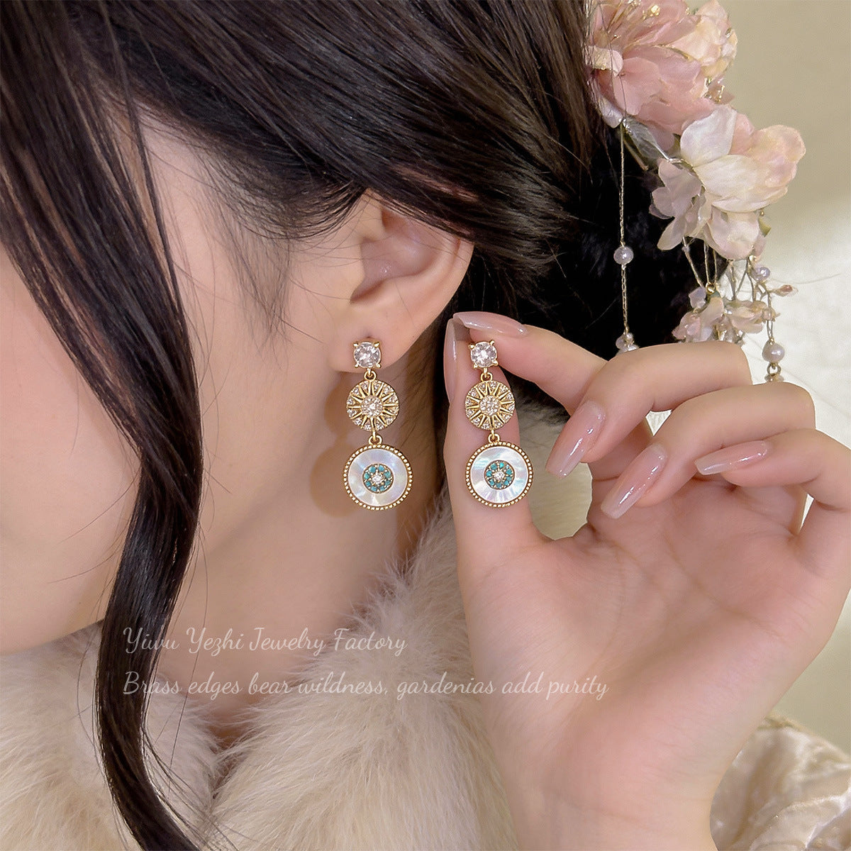 Korean Style New Micro-Inlaid Zircon Earrings For Women, High-End Vintage Fashion Design Pendant Earrings, Exquisite Ear Accessories