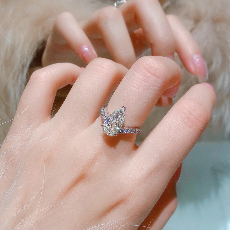 Tiktok Live Hot Sale Wholesale Sparkling Water Drop Solitaire Ring Imitation Moissanite Carat Diamond Ring Open Ring For Women