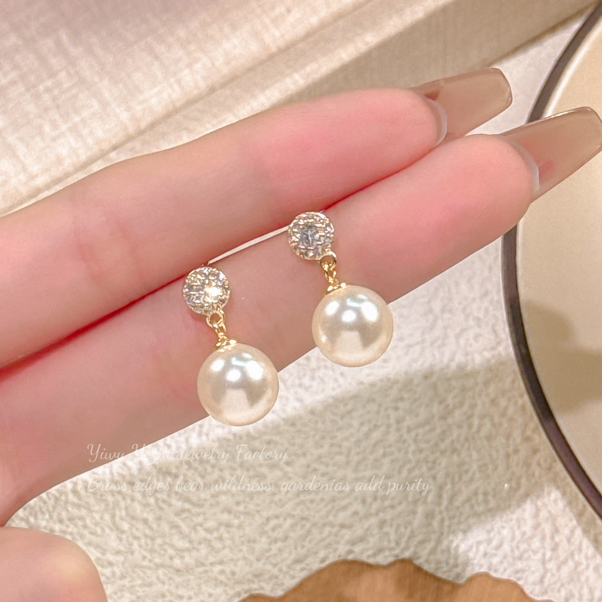 French-Style Gentle Versatile Zircon Pearl Earrings For Women, Elegant And Fashionable Minimalist Light Luxury Design, Wholesale