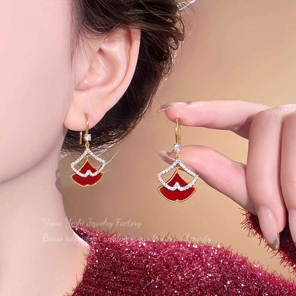 French Retro Style Fashion Design Zircon Double-Layer Leaf Earrings Personality Light Luxury Simple Versatile Ear Hooks For Women
