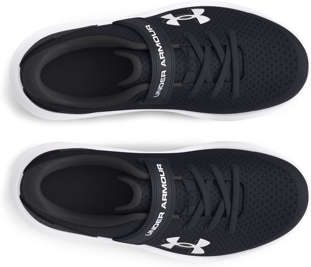 Sprint Mode – Under Armour Boys' Surge 4 AC