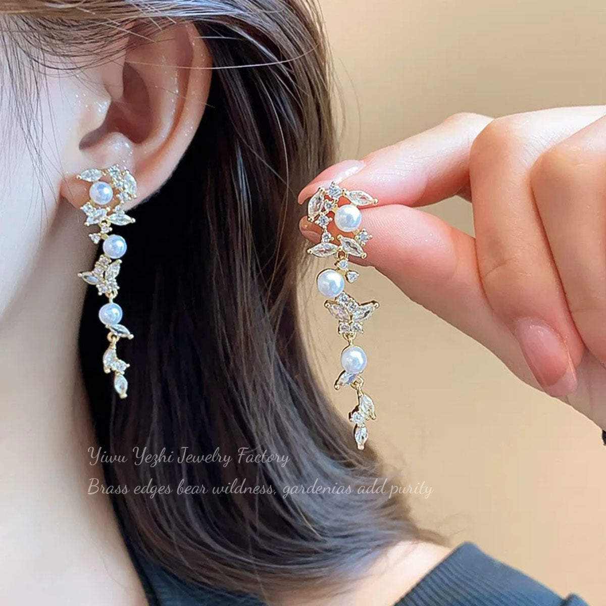 French Light Luxury Fashion High-End Super Shiny Micro-Inlaid Zircon Leaf Long Pearl Tassel Earrings Exquisite Ear Jewelry