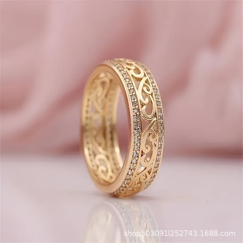 Wish's Popular European And American Style Gold-plated Copper Hollow-carved Zircon-inlaid Ring, Light Luxury Niche Design Jewelry
