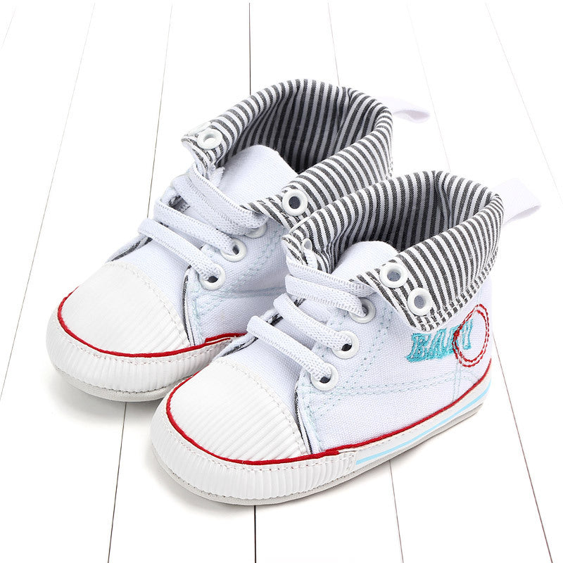 Cuffed striped baby shoes