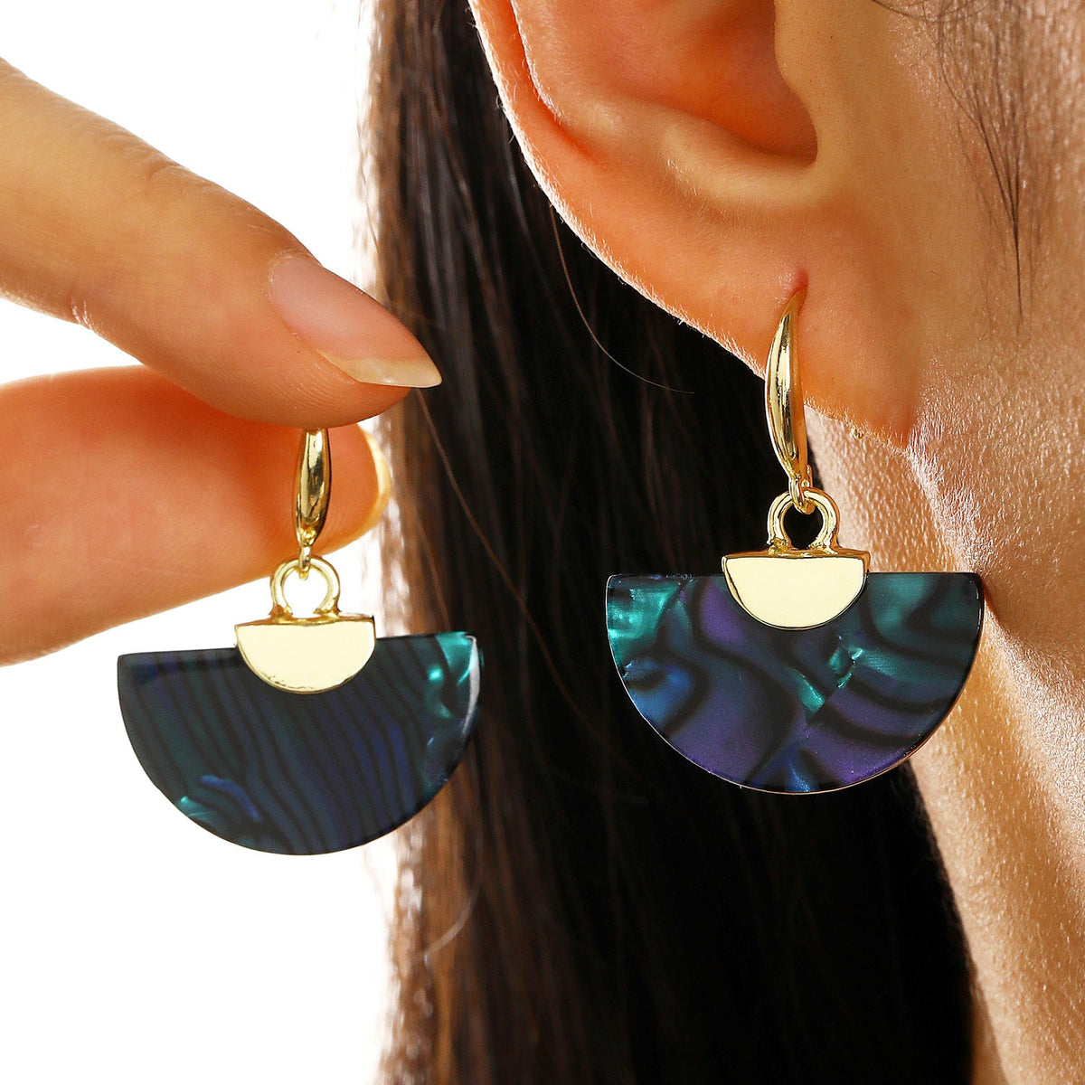 Retro Ombre Fan-Shaped Earrings For Women