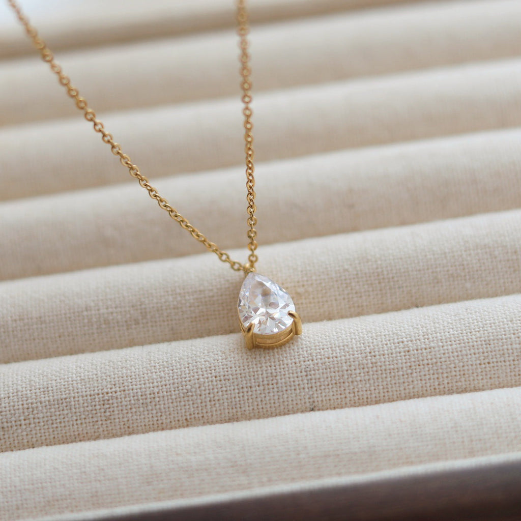 High-end Zircon Water-drop Pendant Titanium Steel Necklace