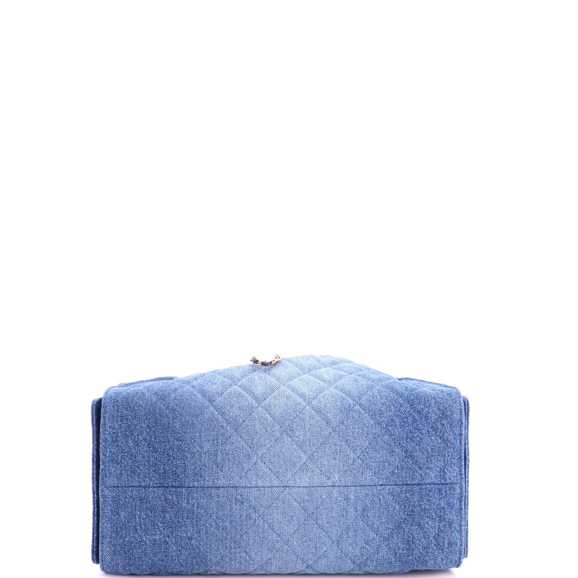 Denim Dreams Luxe Chanel Pre-Loved 25 Hobo Bag Quilted Denim Medium, Blue