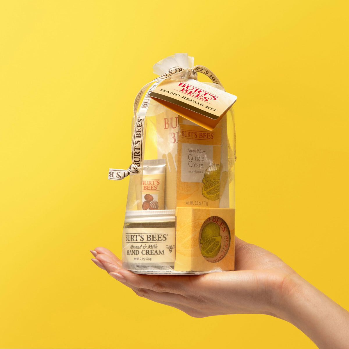 Burt's Bees Set de Regalo Repara Manos, 4 Productos