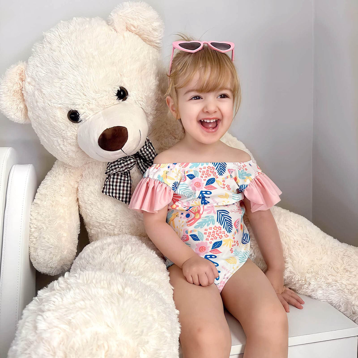 MaoGoLan 47 Inch Giant Teddy Bear, Classic Beige Plush Gift