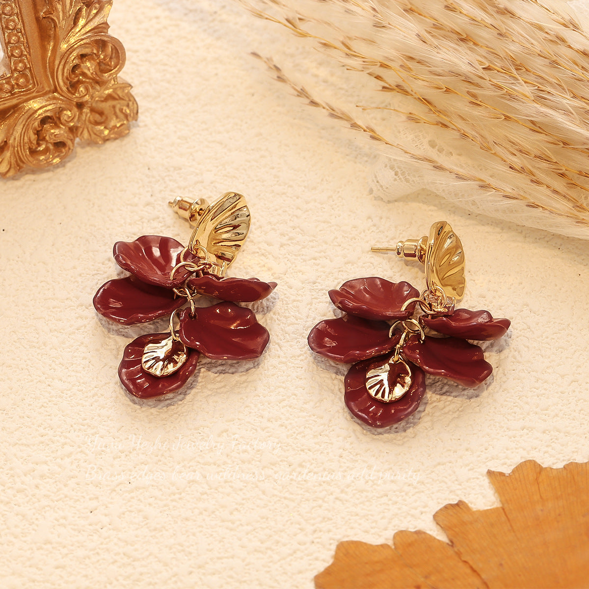 High-End Red Drip Glaze Petal Pendant Tassel Earrings, French Retro New Year Ear Clips, Versatile Personalized Accessories