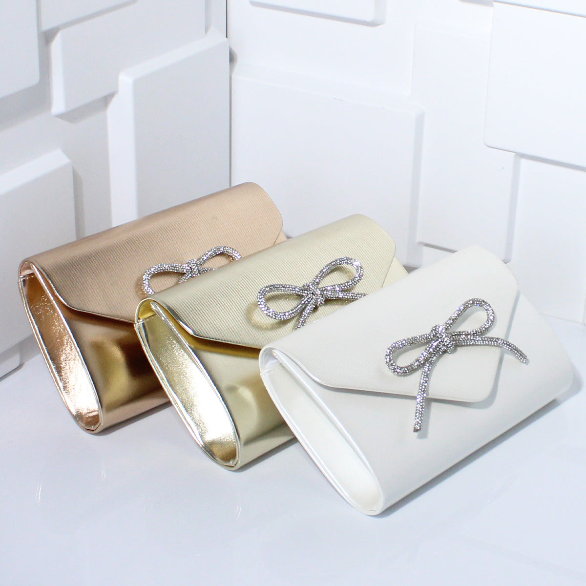Women's Chain Clutch Evening Wear Underarm Bag