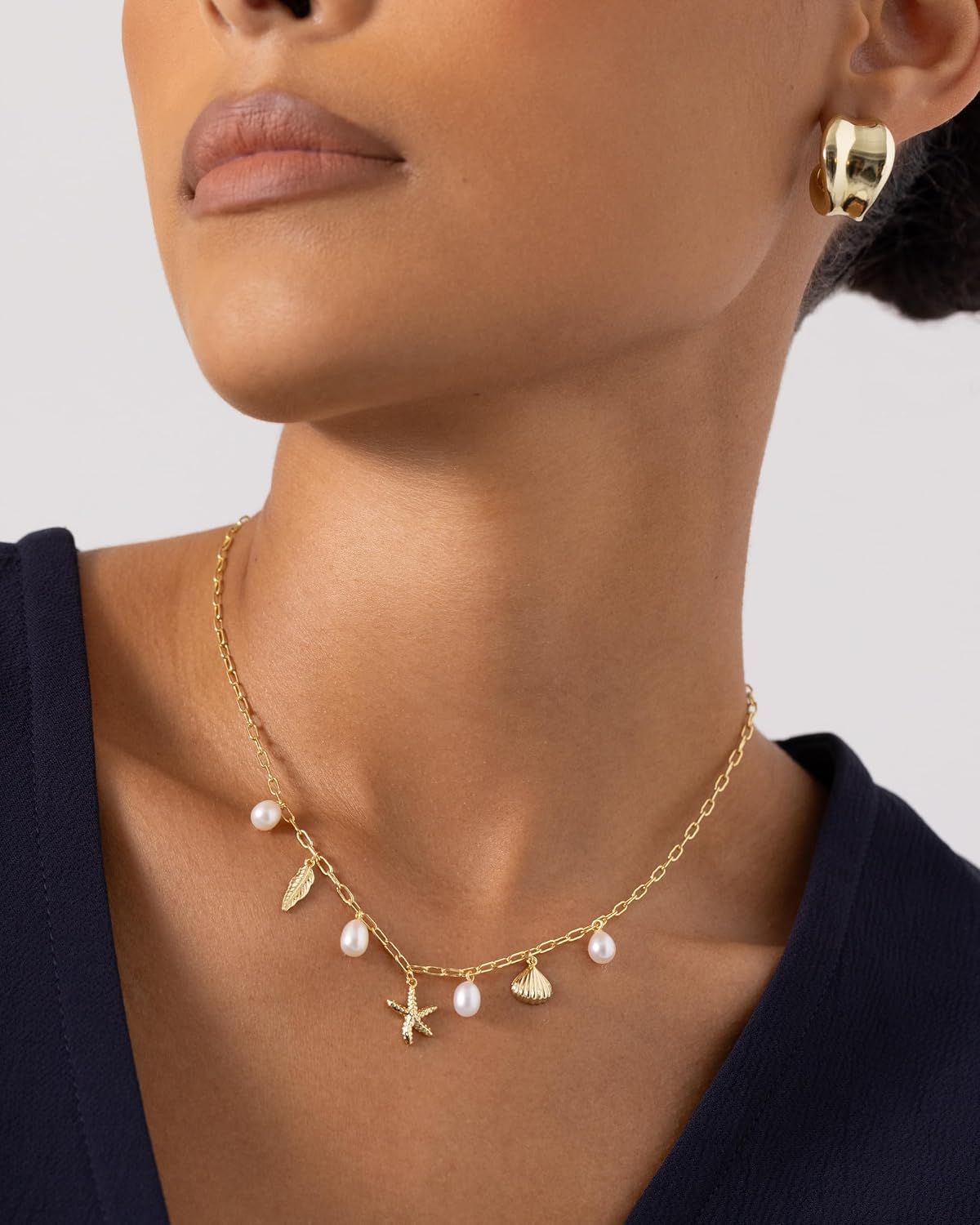Beach Charm Beauty – Pearl Paperclip Charm Necklace
