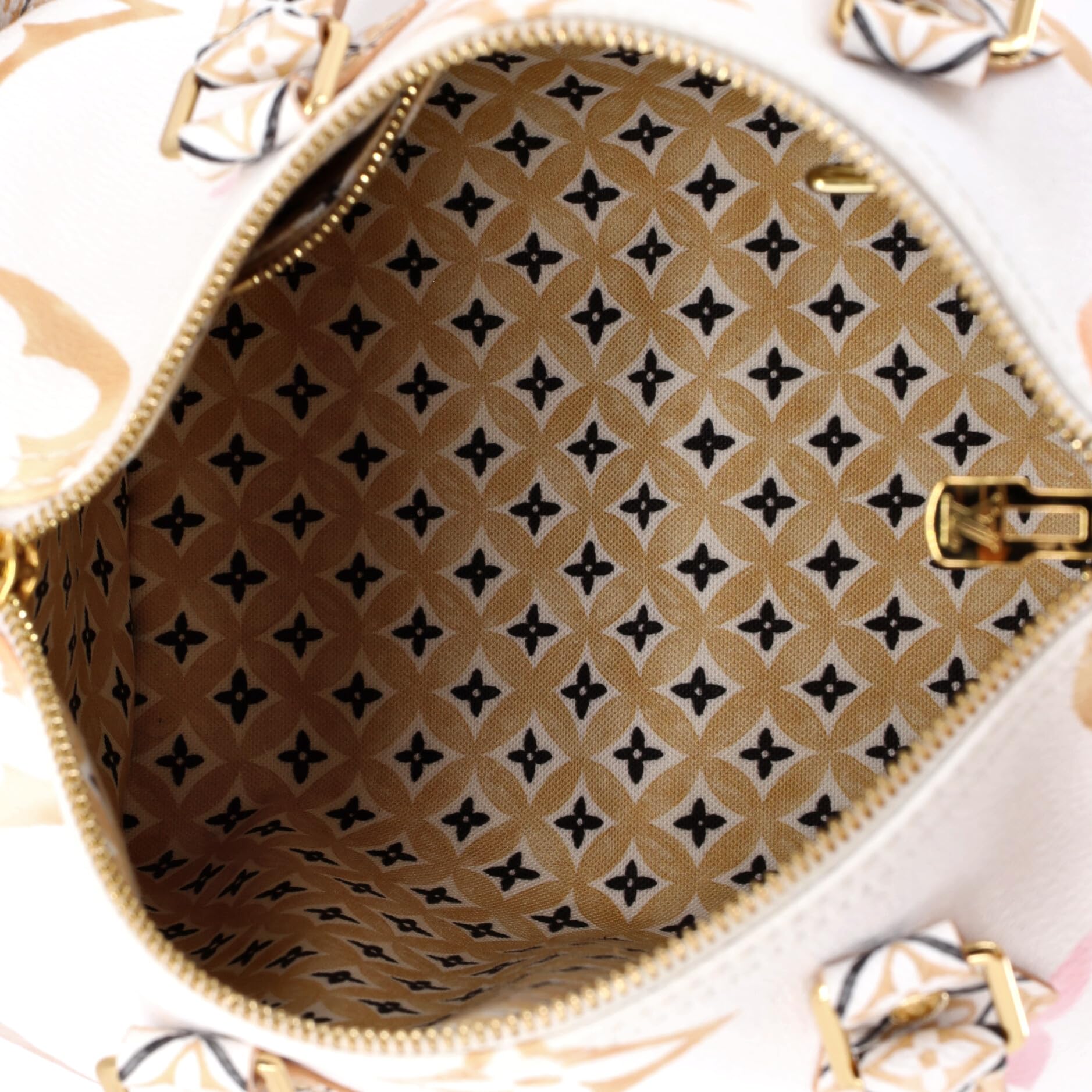 Louis Vuitton, Pre-Loved Speedy Bandouliere Bag 25, White