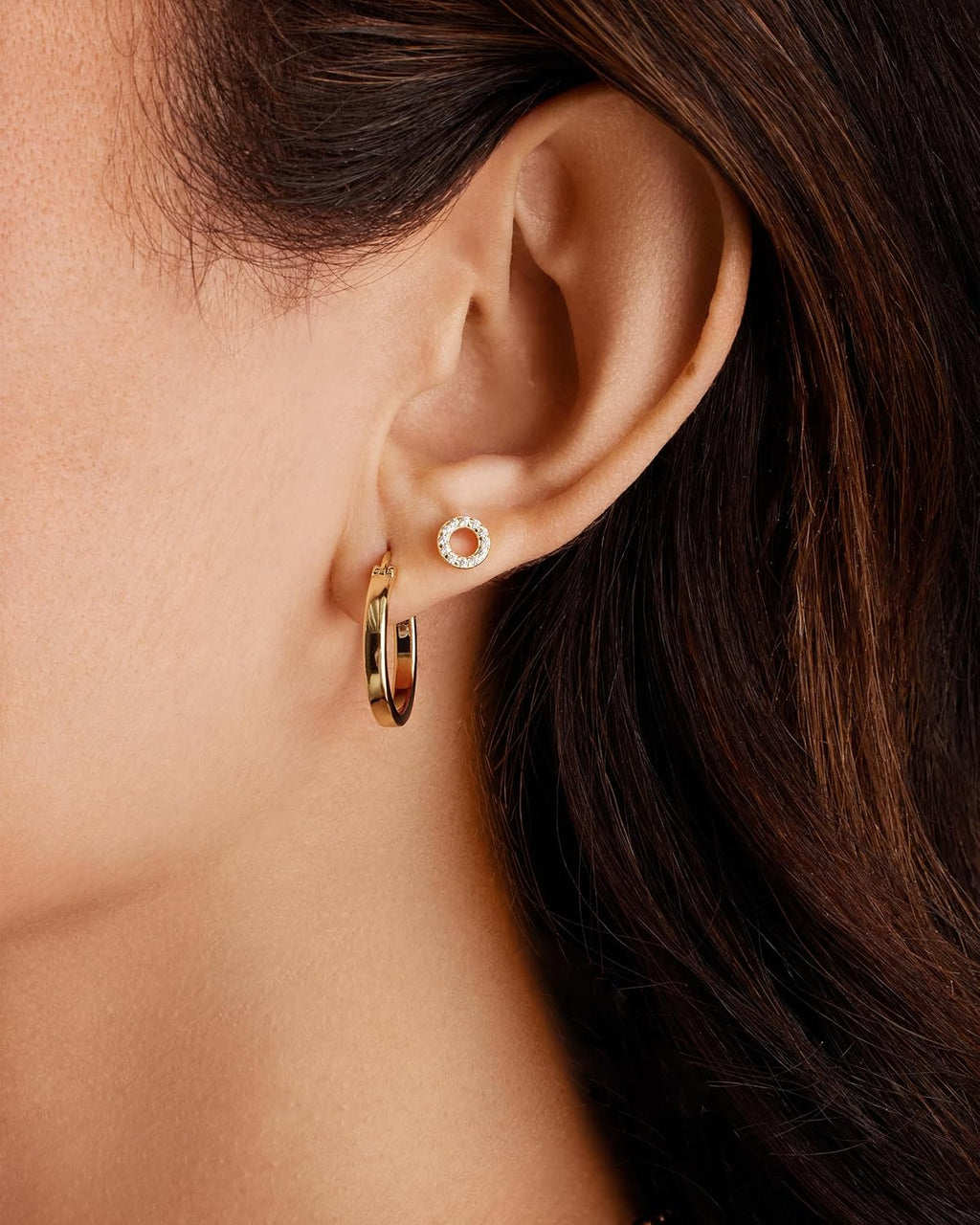 Featherlight Gold – Everyday Hoop Earrings