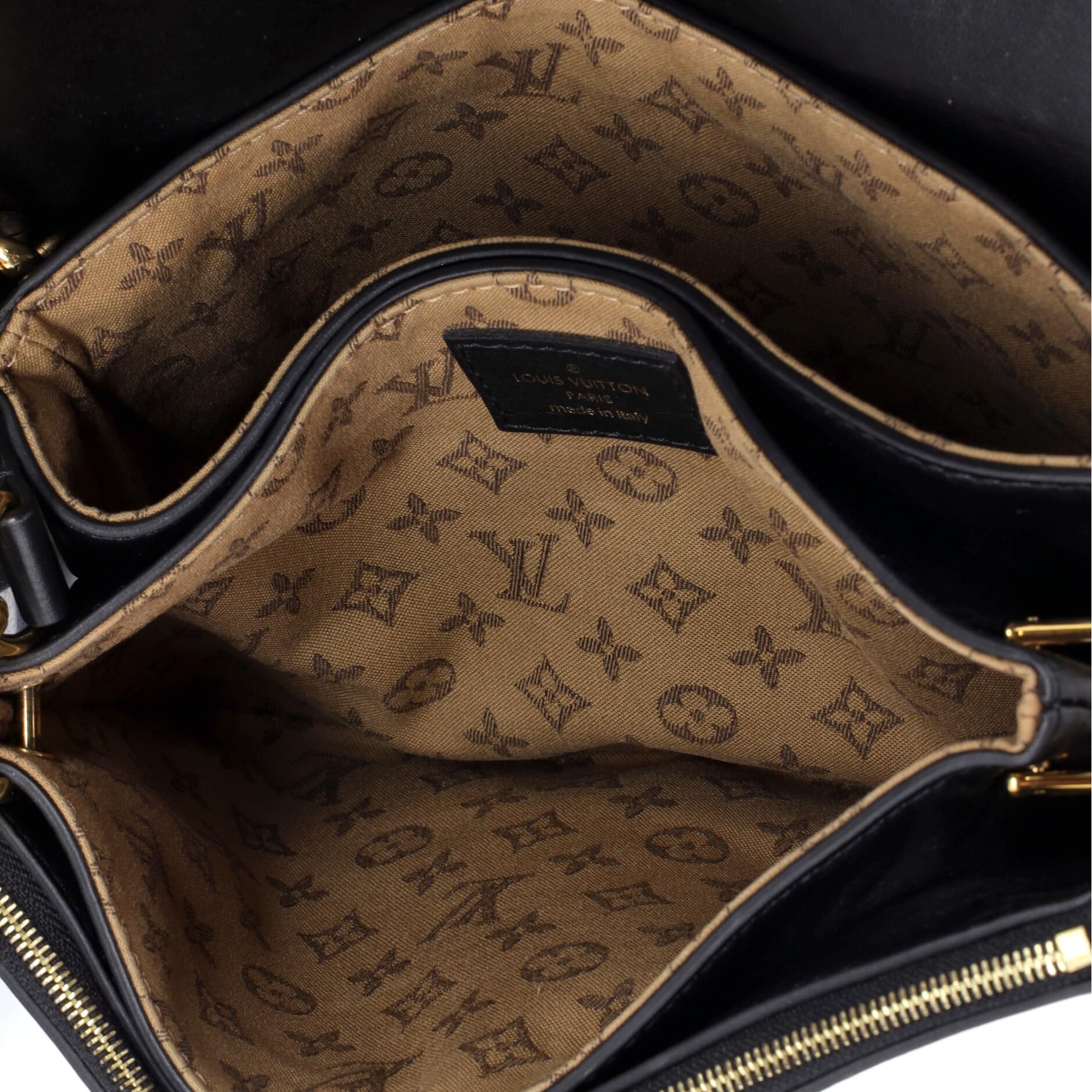 Louis Vuitton, Pre-Loved Rendez-Vous Shoulder Bag, Black
