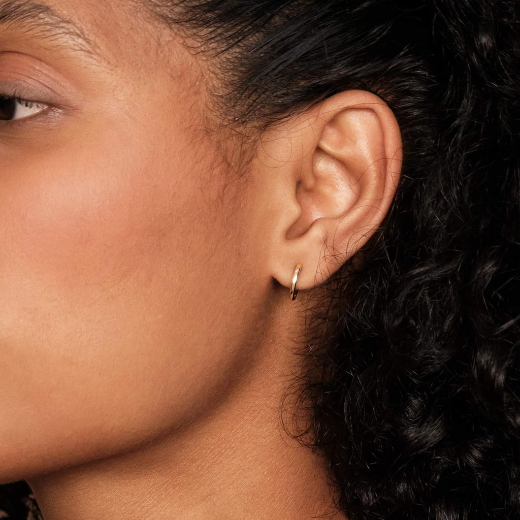 Everyday Huggies – Small Gold Hoop Earrings