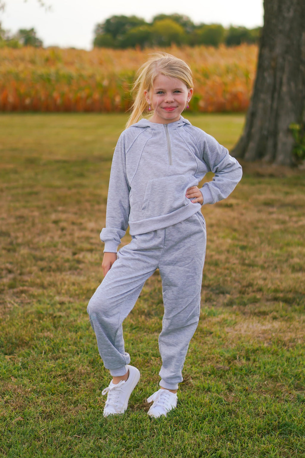 fioukiay Girls 2 Piece Outfits Size 8-9 Half Zipper Hoodies Sweatsuits Long Sleeve Athletic Sweatshirts and Sweatpants with Pockets Grey