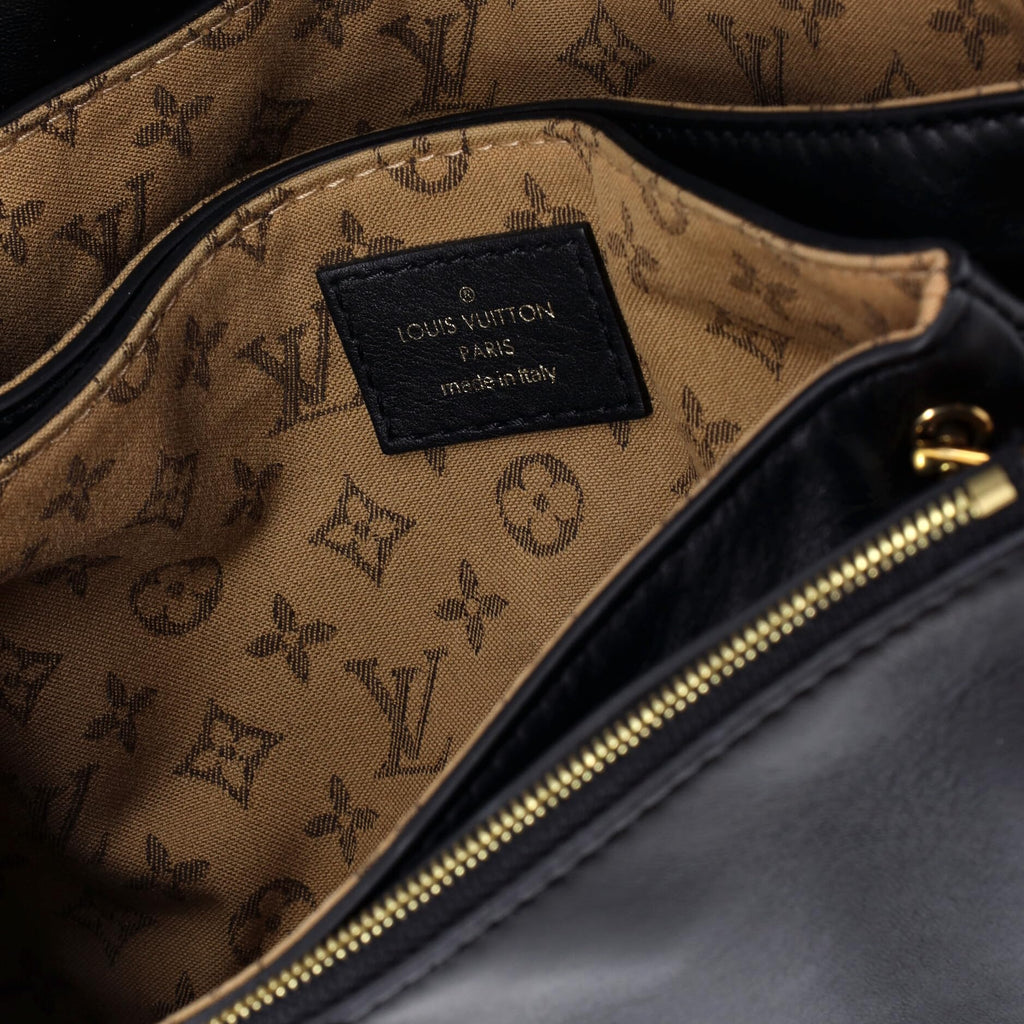 Louis Vuitton, Pre-Loved Rendez-Vous Shoulder Bag, Black