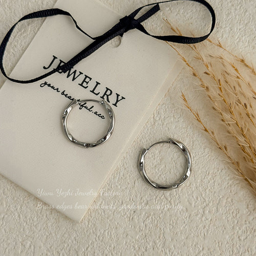 2025 New Style Silver Simple Plain Hoop Earrings For Women, Commuter Earrings With A Light Luxury And High-End Feel, Hoop Ear Studs