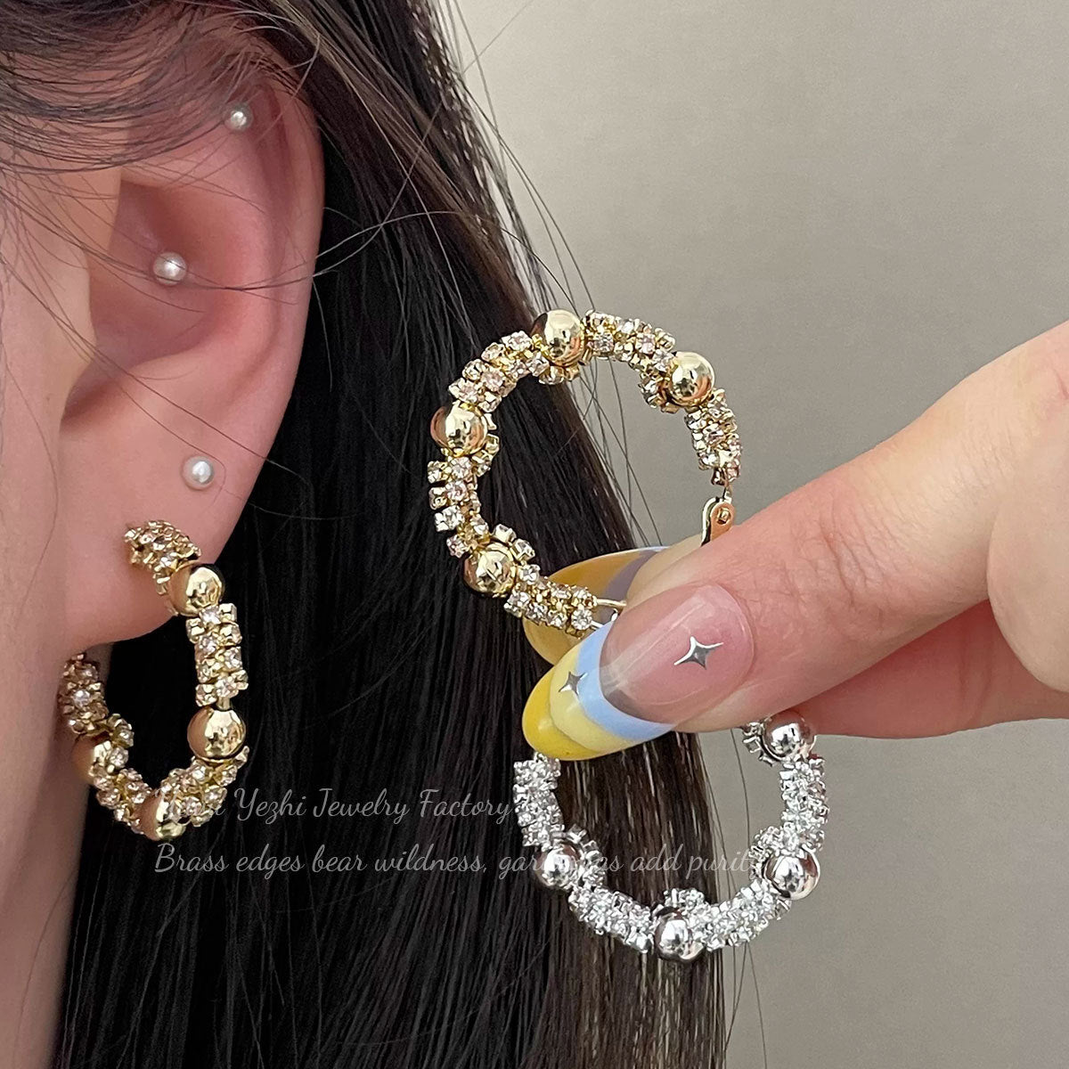 Fashionable And Simple Metal-Like Circular Silver Needle Earrings, Korean Style Influencer Picks, 18K Gold Earrings For Women