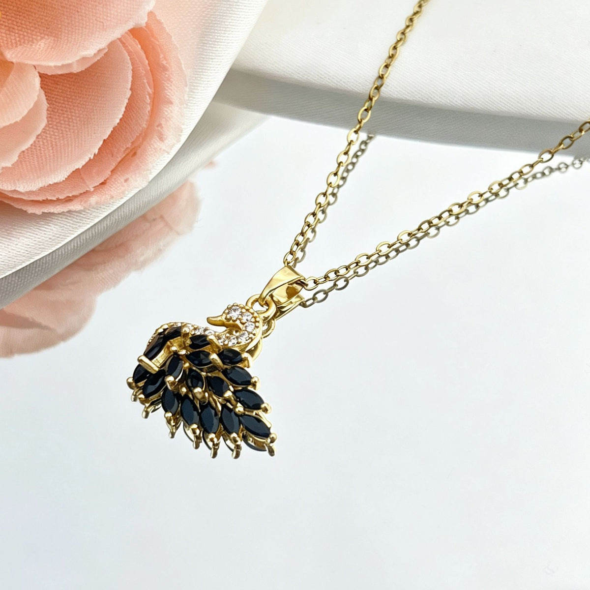 Light-luxury High-end Clavicle Chainelegant And Minimalist Necklace Accessory