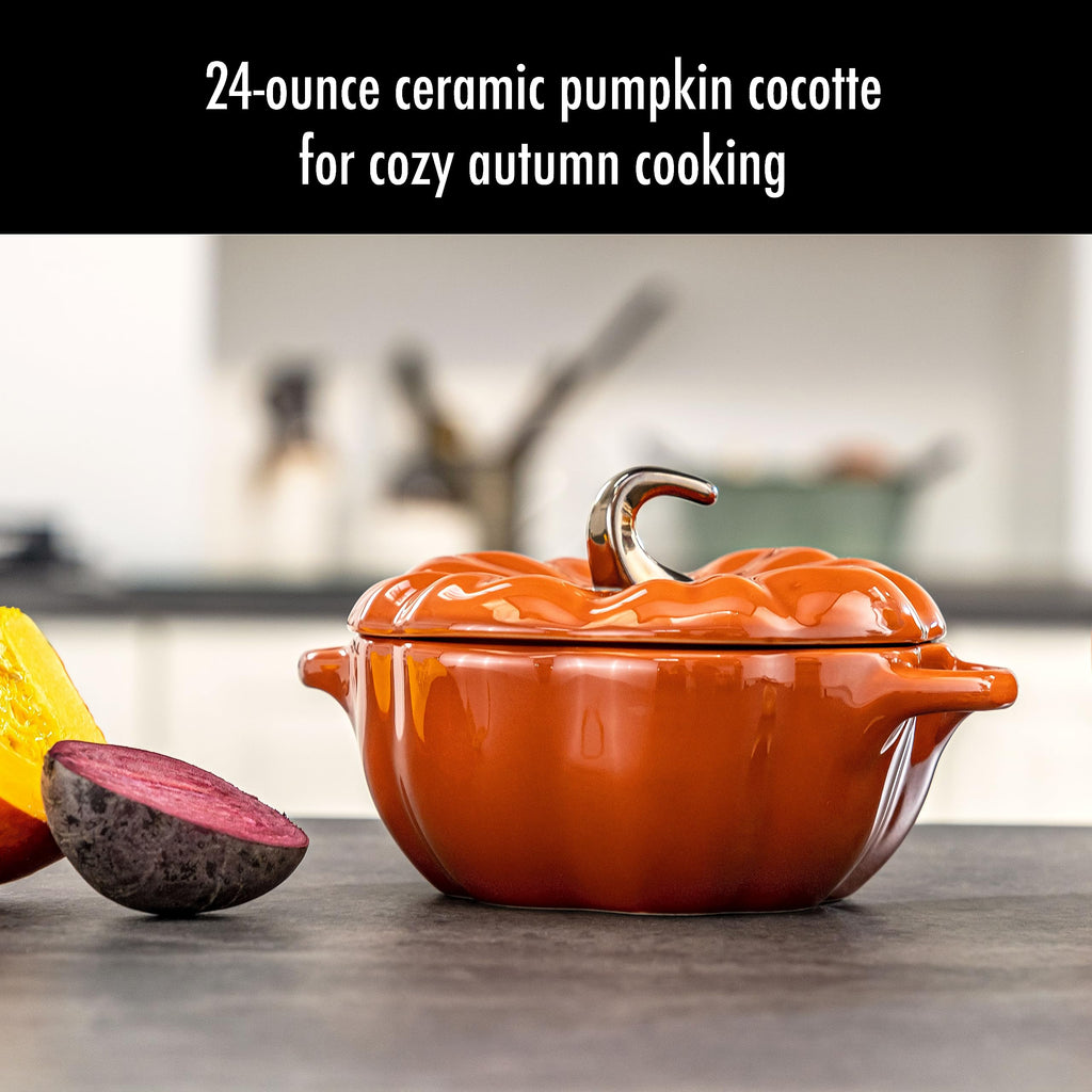 Petite Pumpkin Charm – STAUB Ceramic Pumpkin Cocotte 0.75 qt