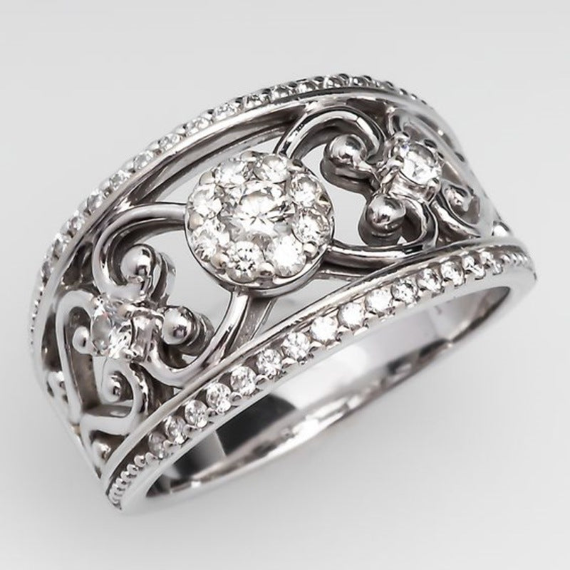 Retro Court-style Floral Ring