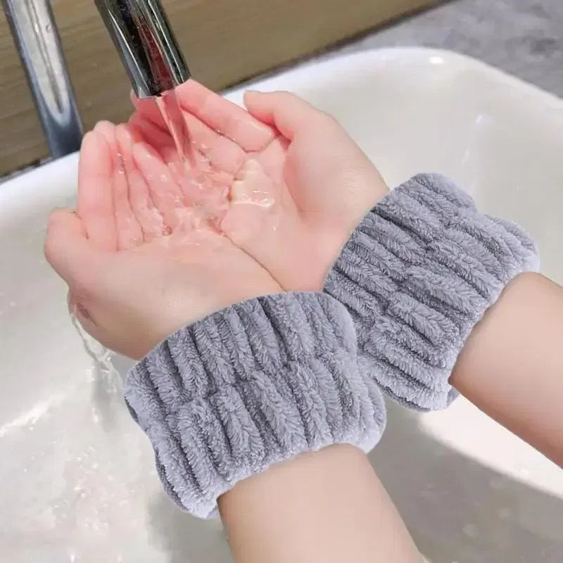 Color: GRAY, Ships From: belgium - 2pc Wrist Washing Belt Soft Microfiber Towel Wristbands For Washing Face Water Absorption Washing Prevent Wetness Wrist Washband