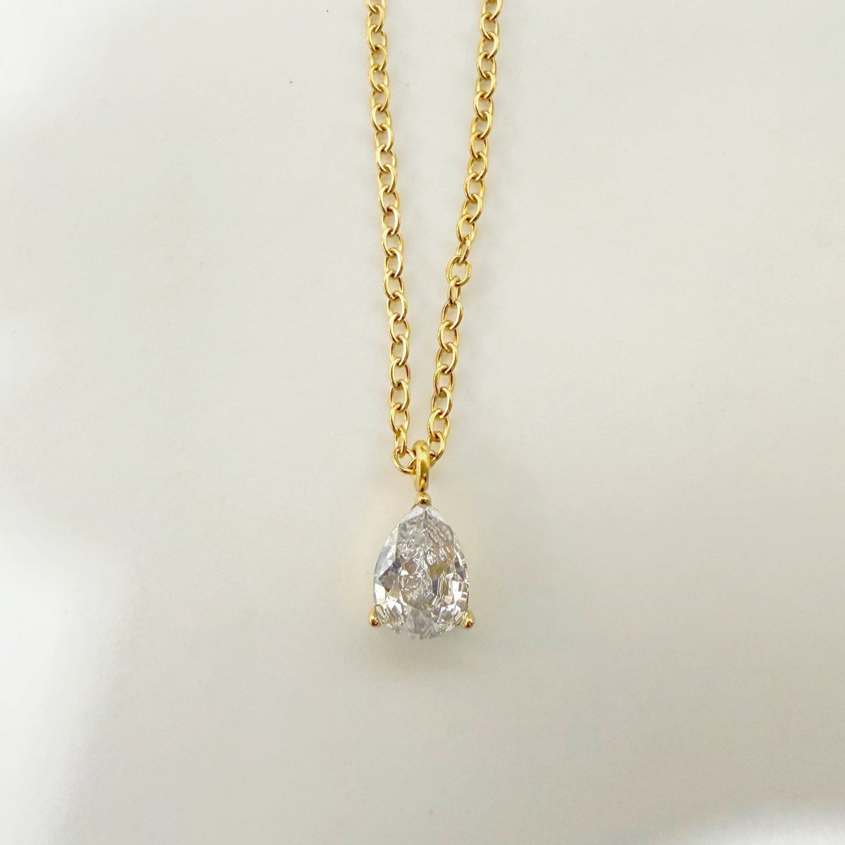 High-end Zircon Water-drop Pendant Titanium Steel Necklace