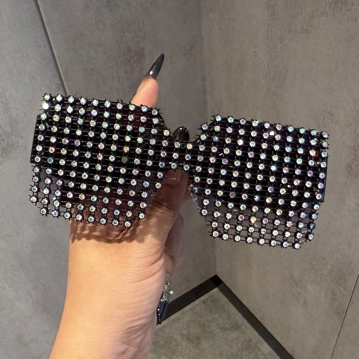 Full-diamond Mesh Hollow-out Iridescent Rhinestone Sunglasses